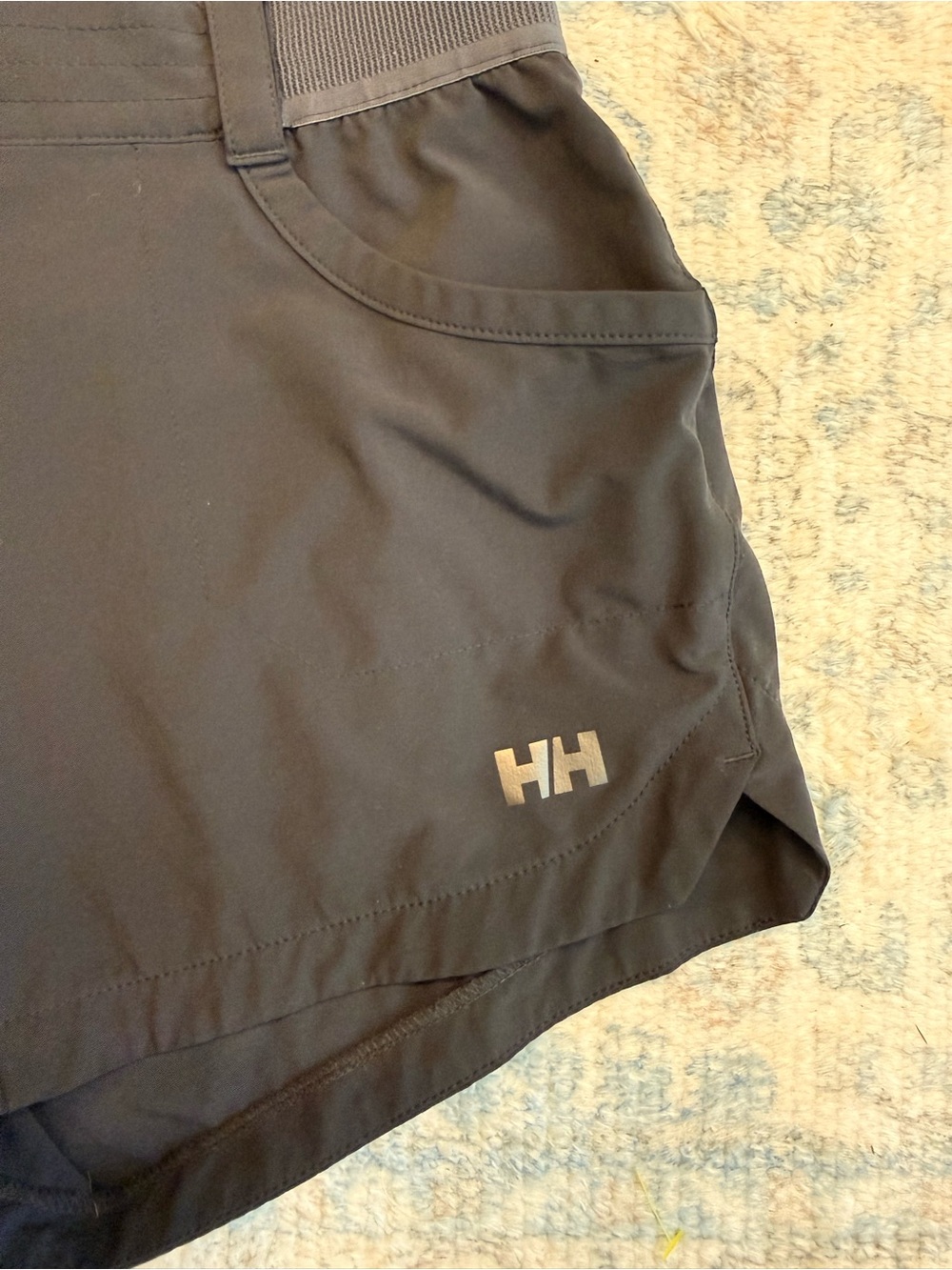 Helly Hansen black shorts - Picture 2 of 5